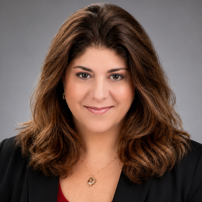 Headshot of Tracy Love
