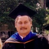 Headshot of Dr. Steven Kramer